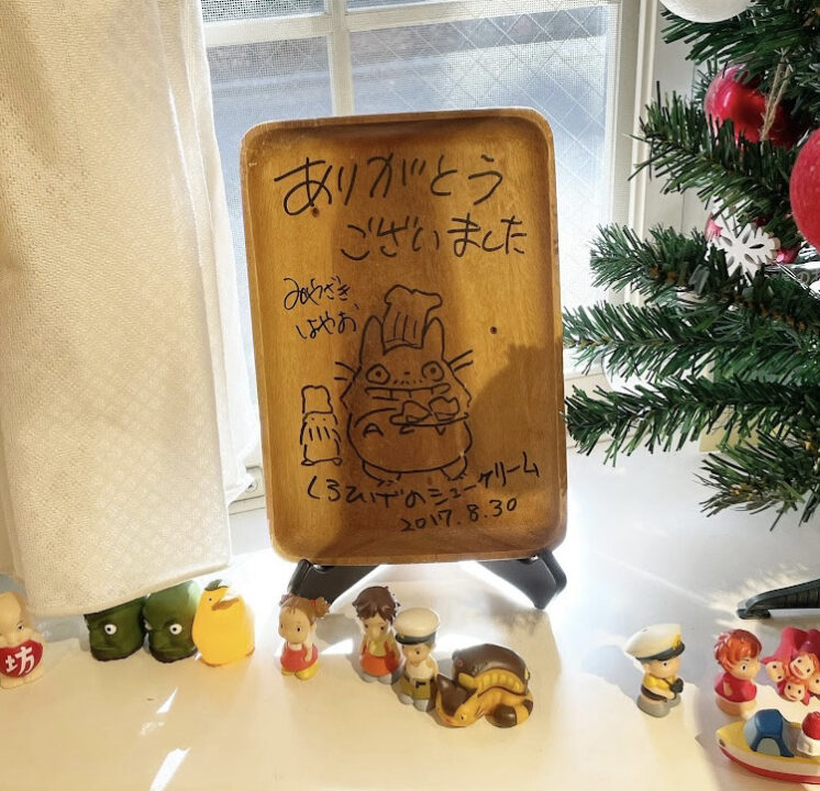 下北沢　カフェ　白髭のシュークリーム工房　店内の雰囲気
