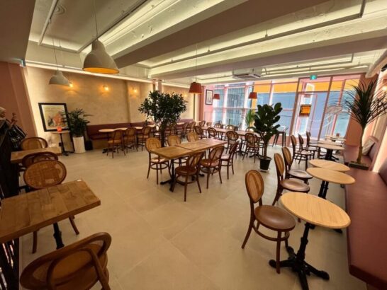 明洞カフェ　Les Parisiens　店内の雰囲気