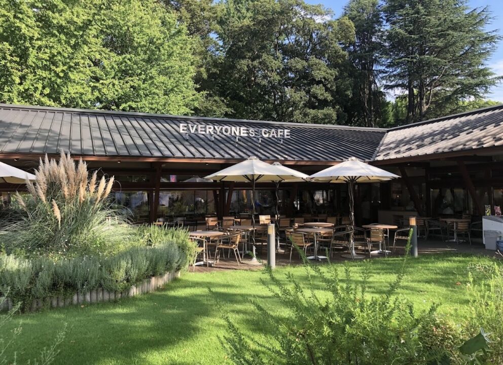 上野　カフェ　EVERYONEs CAFE　外観