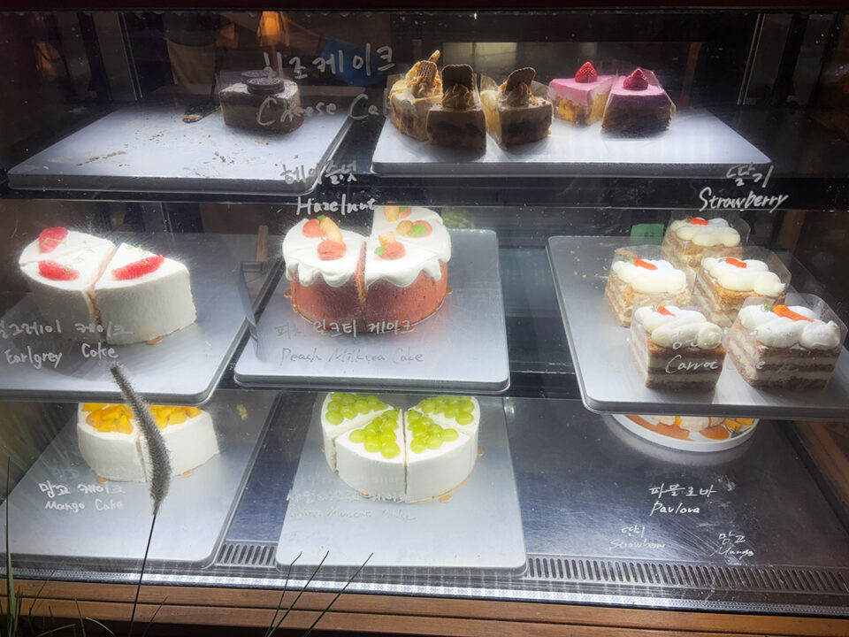 大きいケーキは思わず頼みたくなる