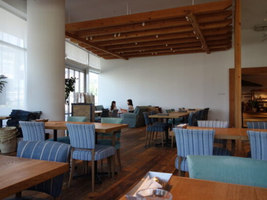 豊洲　カフェ　RHC CAFE（アールエイチシーカフェ） 豊洲店　店内の雰囲気