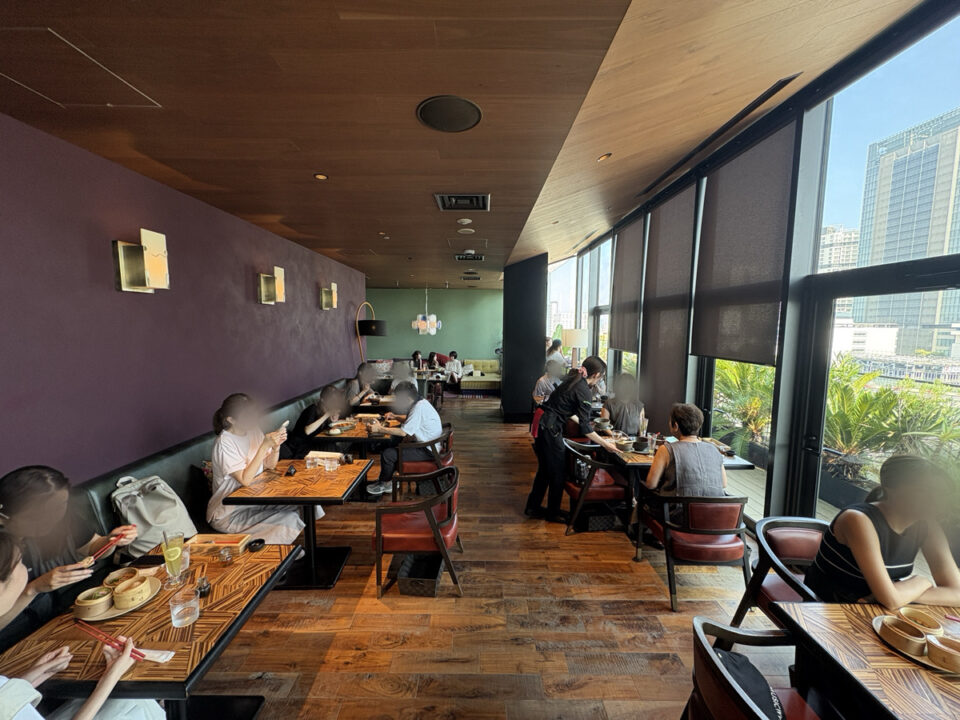 横浜　カフェ　BETELNUT THAI VIETNAMESE DIMSUM（ビートルナッツタイベトナメーゼディムサム）　店内の雰囲気