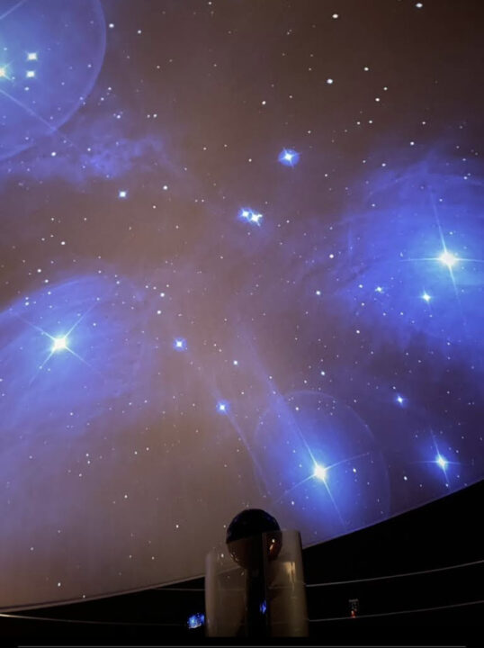 羽田空港　カフェ　PLANETARIUM Starry Cafe（プラネタリウム スターリーカフェ）　店内の雰囲気 
