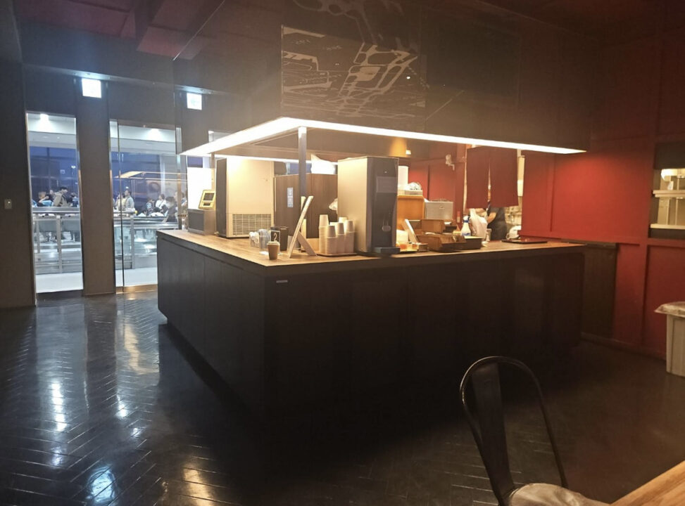 羽田空港　カフェ　Amici del te（アミーチ デルテ）　店内の雰囲気