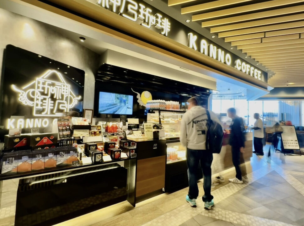 成田空港　カフェ　神乃珈琲　成田空港第２ターミナル　外観 