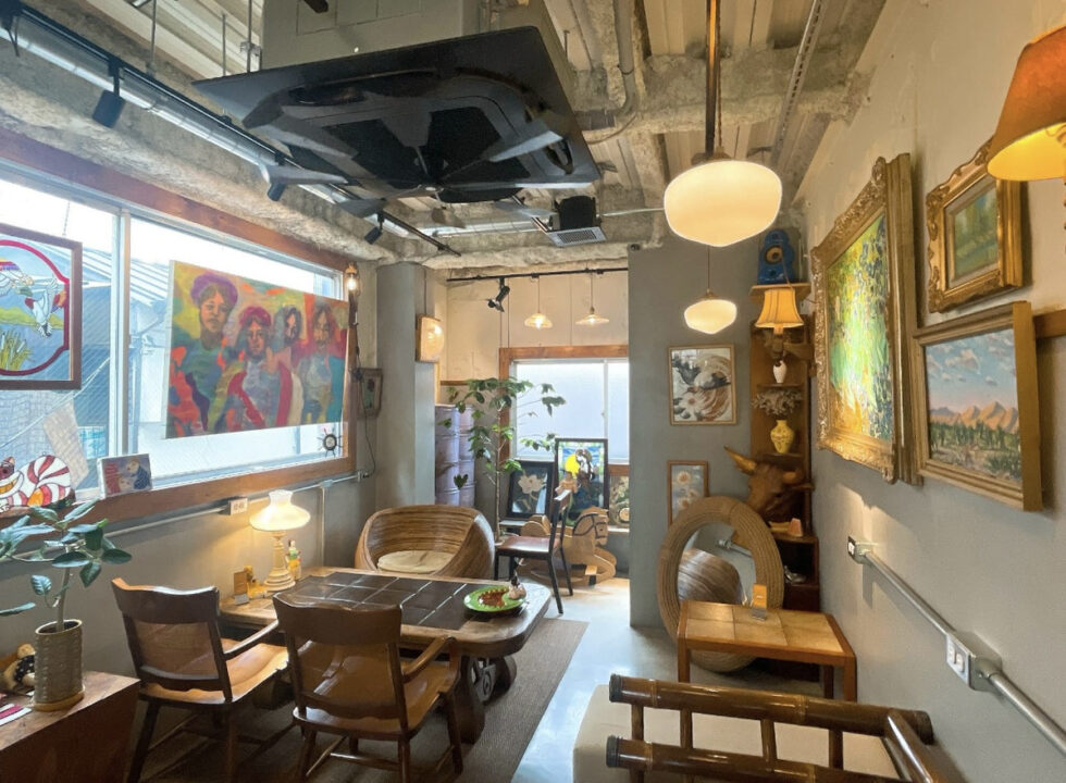 池袋　カフェ　マーメイドコーヒーロースターズ 池袋本店　店内の雰囲気