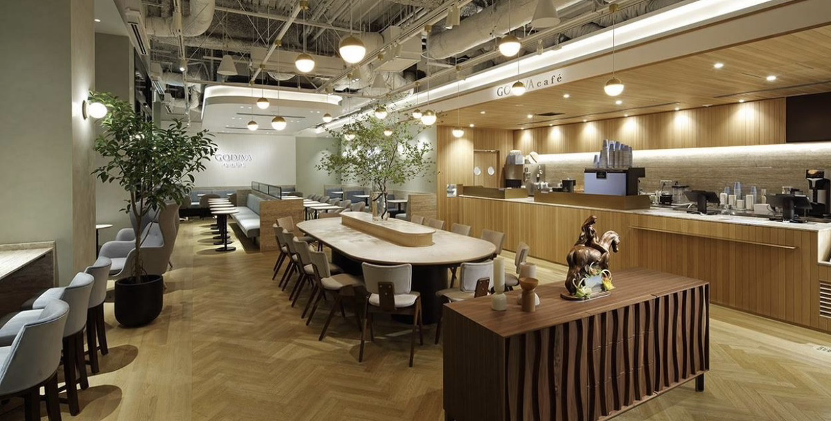 日本橋　カフェ　GODIVA café Nihonbashi（ゴディバカフェ ニホンバシ）　店内の雰囲気