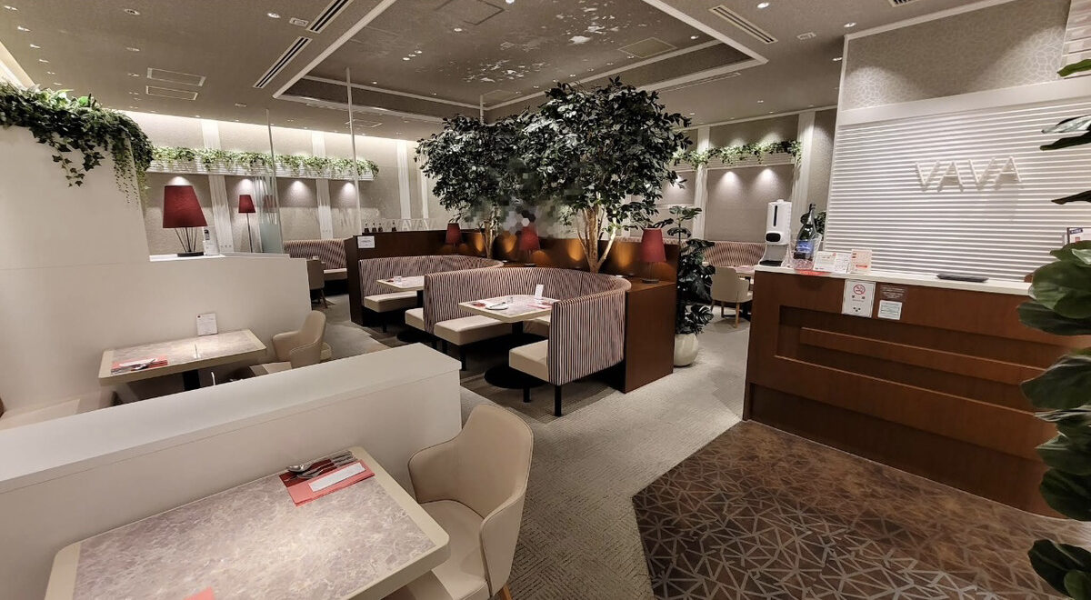 日本橋　カフェ　cafe VAVA（カフェ ヴァヴァ）　店内の雰囲気