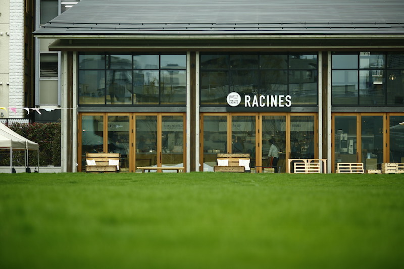東池袋　カフェ　RACINES FARM TO PARK（ラシーヌ ファーム トゥー パーク）　外観