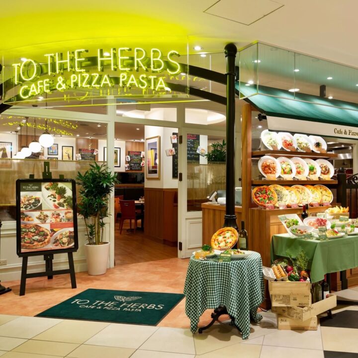 亀戸 カフェ TO THE HERBS(トゥ・ザ・ハーブズ)アトレ亀戸店 外観