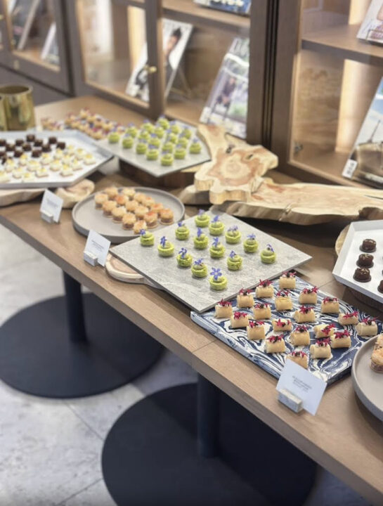 表参道　カフェ　L'OFFICIEL COFFEE（ロフィシェルコーヒー）　人気メニュー