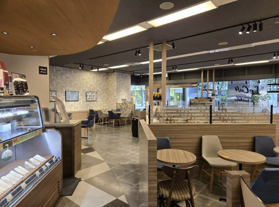 池袋　カフェ　カフェ・ド・クリエ グラン　店内の雰囲気