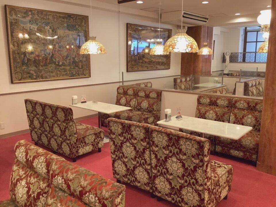綾瀬　カフェ　シルビア 綾瀬店　店内の雰囲気