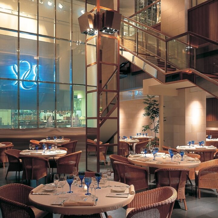 神楽坂　カフェ　神楽坂 フレンチレストラン L’Alliance（ラリアンス）　店内の雰囲気