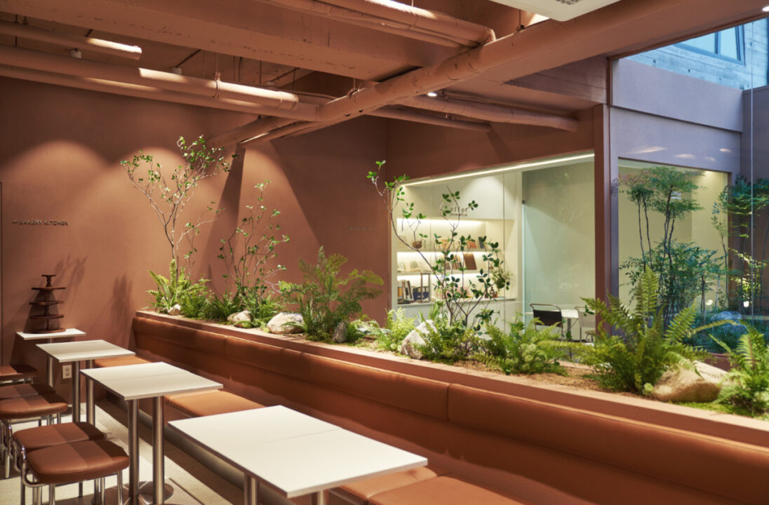 ホンデ　カフェ　Offer Bakery Cafe（オファーベーカリーカフェ）　店内の雰囲気