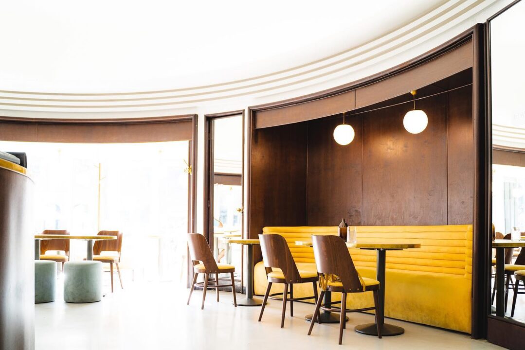 ブダペスト　カフェ　HORIZONT（ホリゾン）　店内の雰囲気