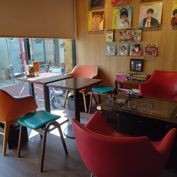 江古田カフェ　喫茶タイムマシン　店内の雰囲気
