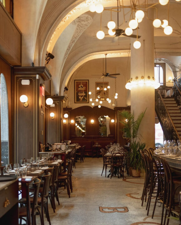 ニューヨーク カフェ La Grande Boucherie(ラ グランド ブーシェリー)店内の雰囲気