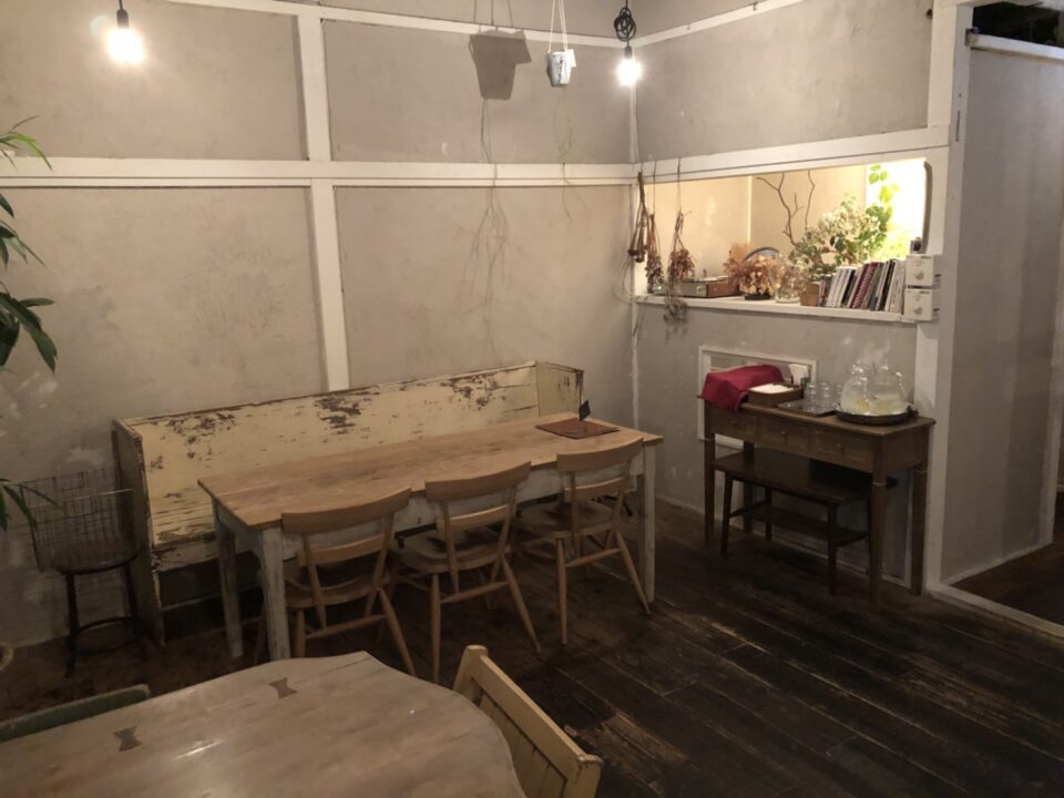 浅草 カフェ Cafe Otonova(カフェ オトノヴァ) 店内の雰囲気