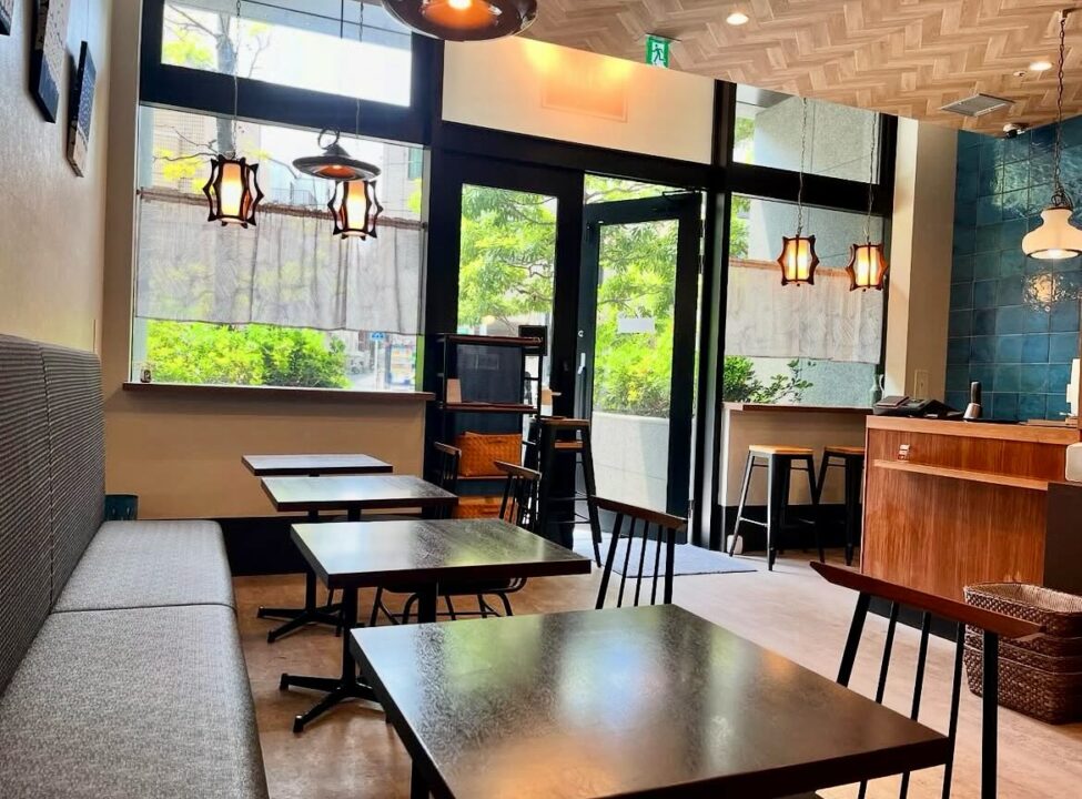 大井町　カフェ　oimachi cafe chii （オオイマチ カフェ チイ）　店内の雰囲気