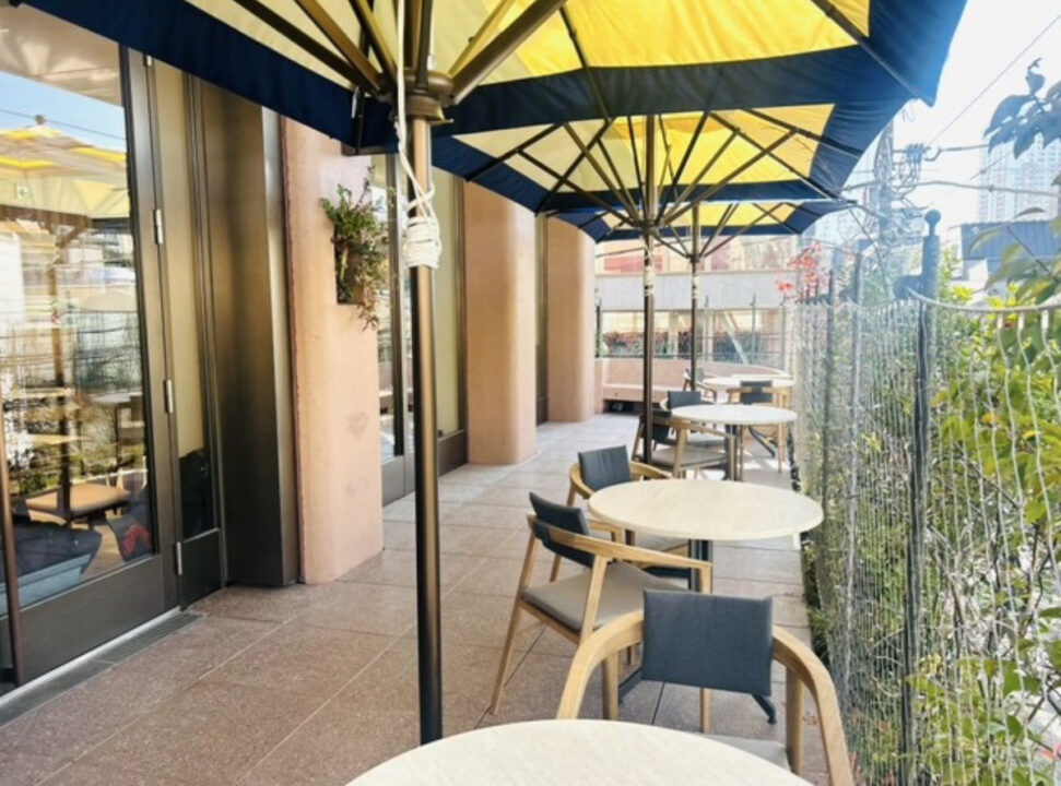 表参道　カフェ　Sarabeth’s（サラベス）表参道店　店内の雰囲気