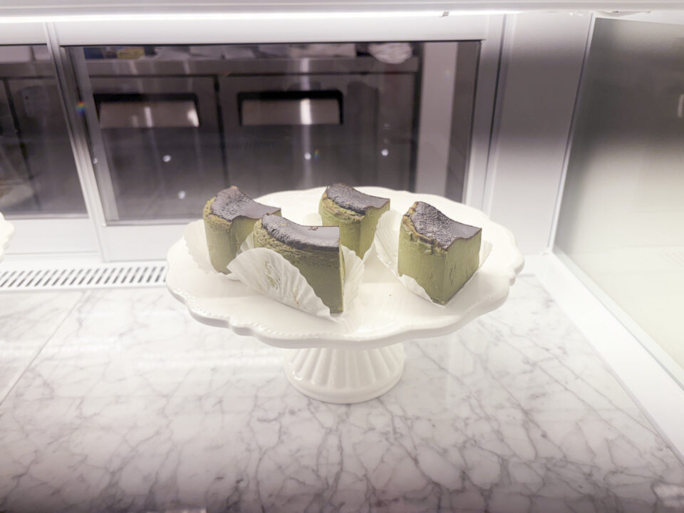 新大久保　カフェ　IVORY（アイボリー）　人気メニュー