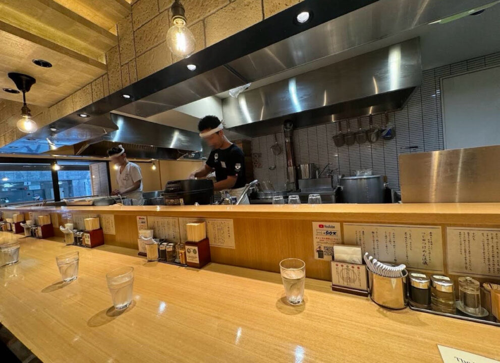 銀座　ランチ　つじ田 銀座店　店内の雰囲気