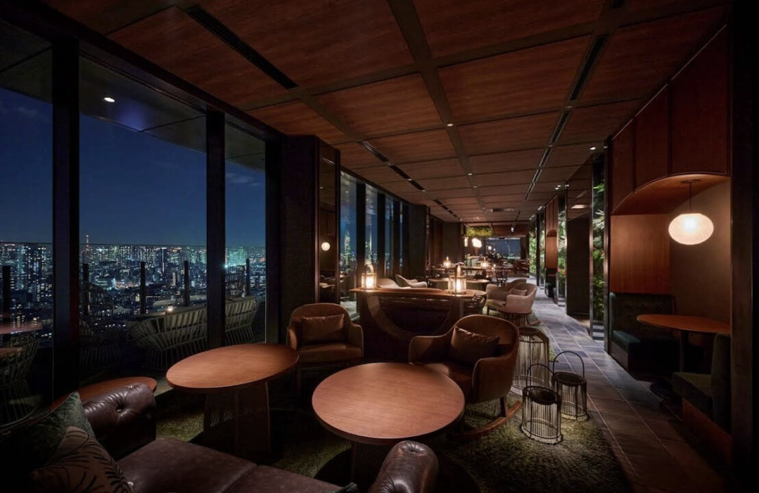 大井町　カフェレストラン　The TRAVELERS HOUSE ROOFTOP BAR（ザ トラベラーズ ハウス ルーフトップ バー）　店内の雰囲気
