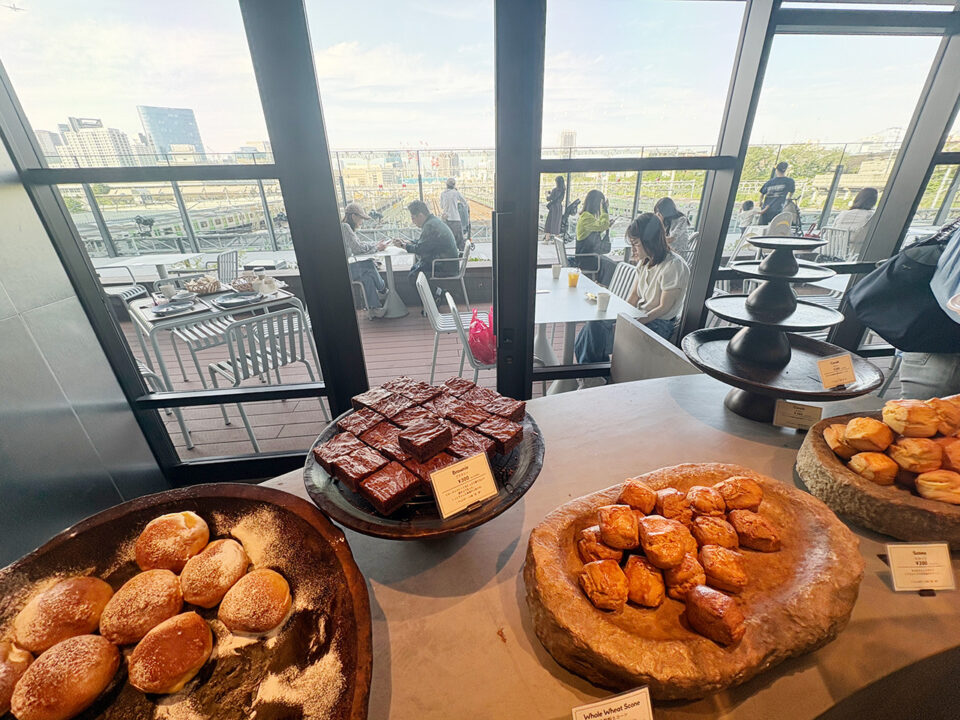 レジュドべべ　広いテラス席があって嬉しい