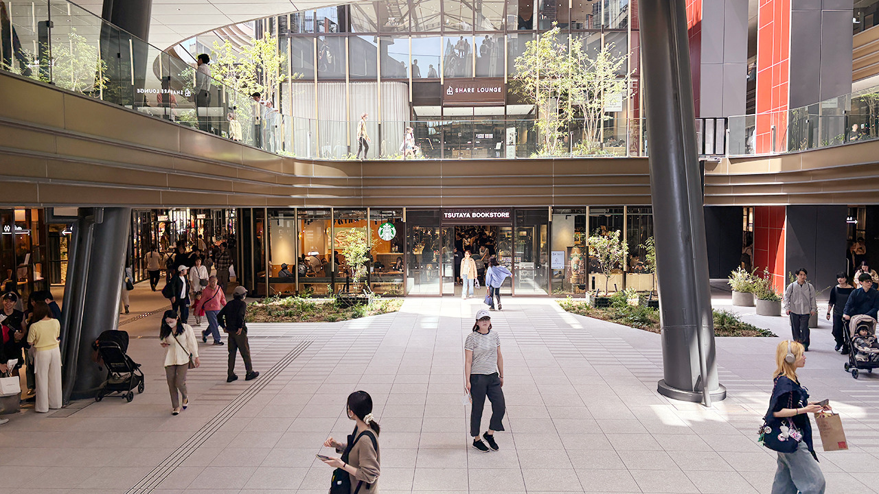 大井町トラックス（OIMACHI TRACKS）の内部の様子