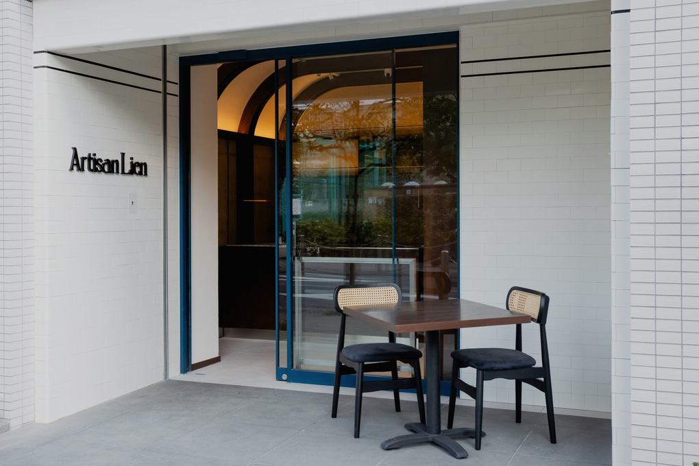白金 カフェ ARTISAN LIEN (アルティザンリアン) 外観