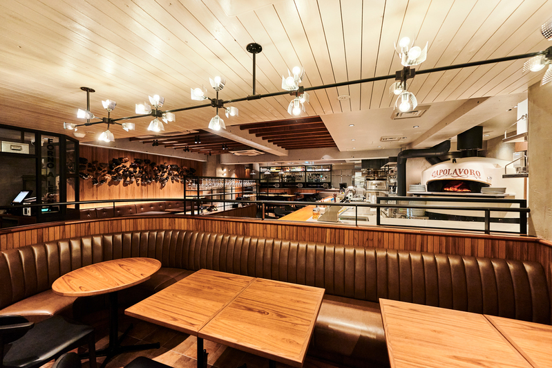 吉祥寺 ランチ Pizzeria&Trattoria GONZO(ピッザリア&タラットリア ゴンゾー)吉祥寺店 店内の雰囲気