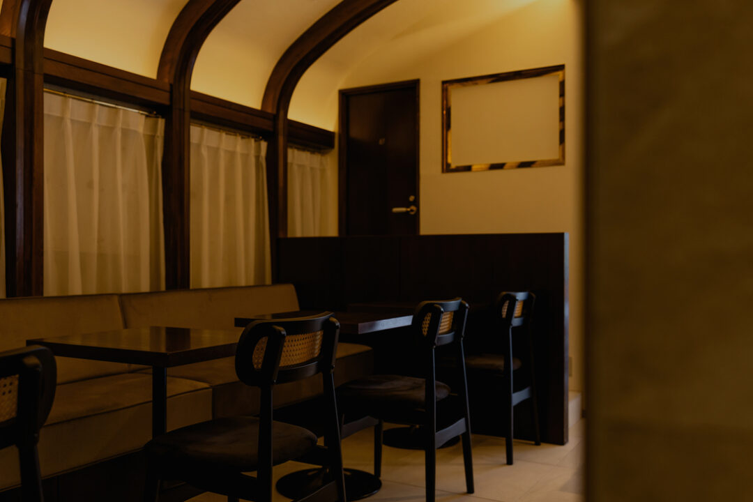 白金 カフェ ARTISAN LIEN (アルティザンリアン) 店内の雰囲気