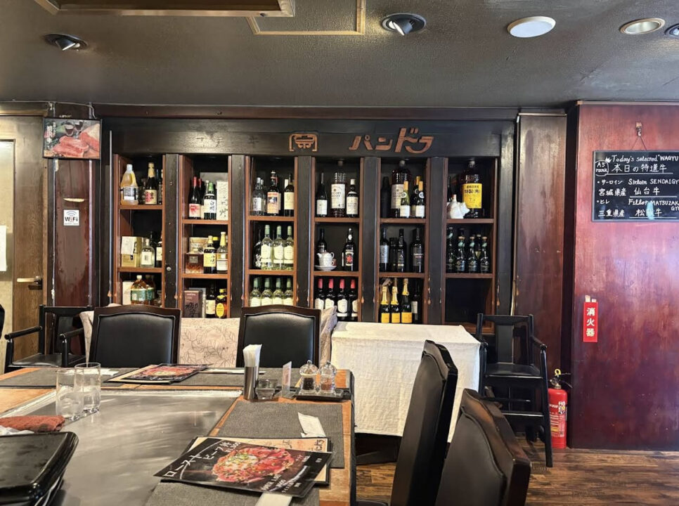 新宿　ランチ　ステーキ&しゃぶしゃぶ パンドラ 西新宿　店内の雰囲気