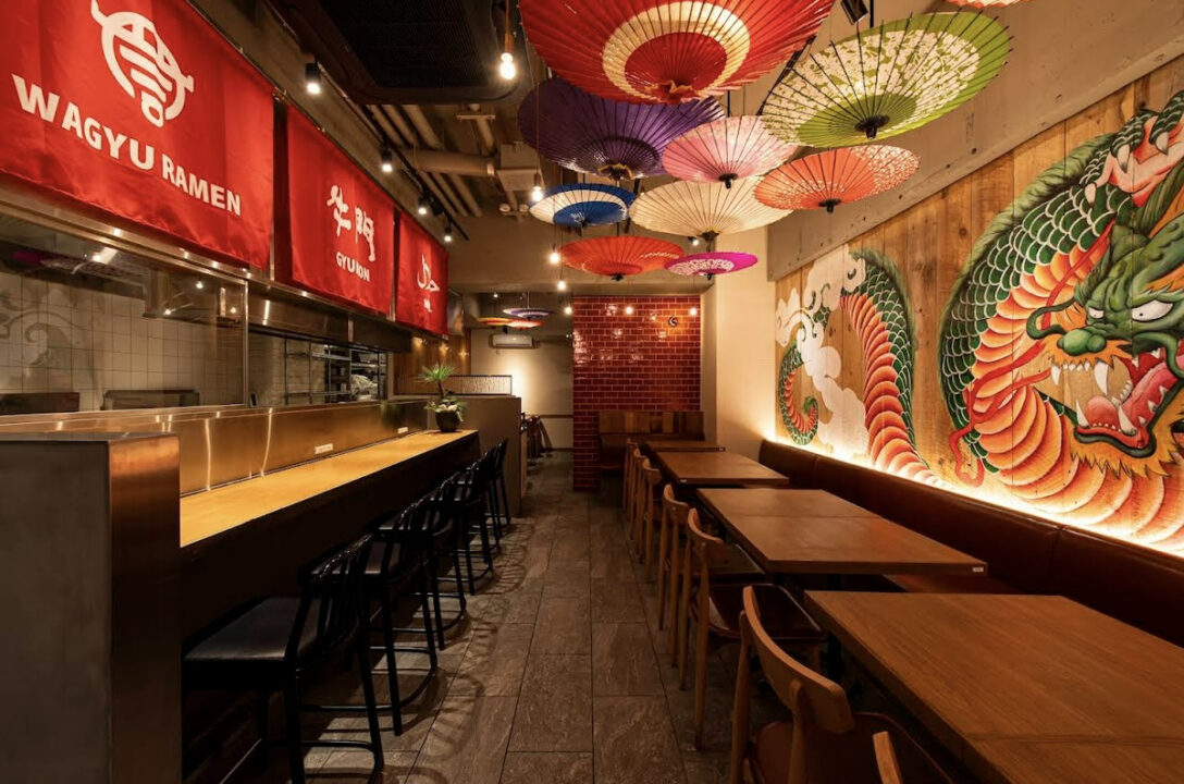 渋谷　ランチ　Halal Wagyu Ramen GYUMON Shibuya（ハラル和牛ラーメン牛門渋谷）　店内の雰囲気