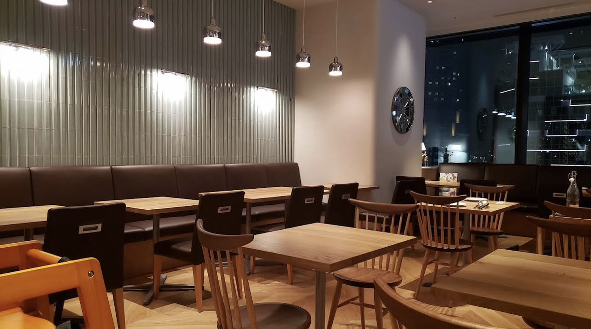渋谷　ランチ　AWkitchen figlia（エーダブリュキッチン フィリア）　店内の雰囲気