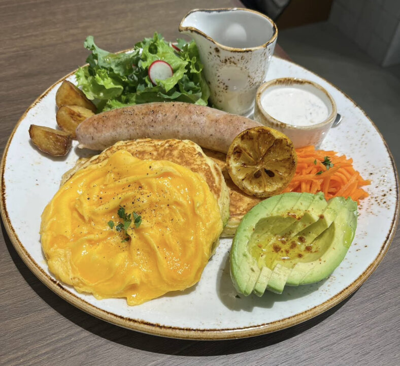 新宿南口　カフェ　FLIPPER'S（フリッパーズ）新宿店　人気メニュー
