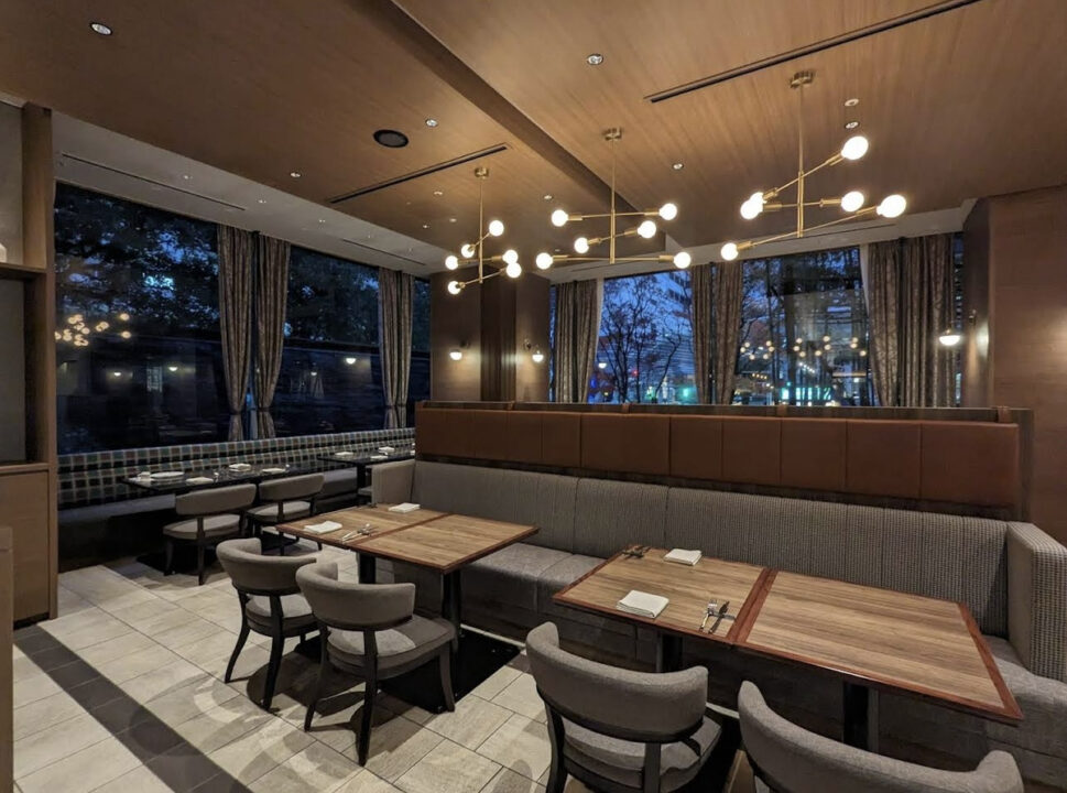 池袋 ランチ オールデイダイニング クロスダイン 店内の雰囲気