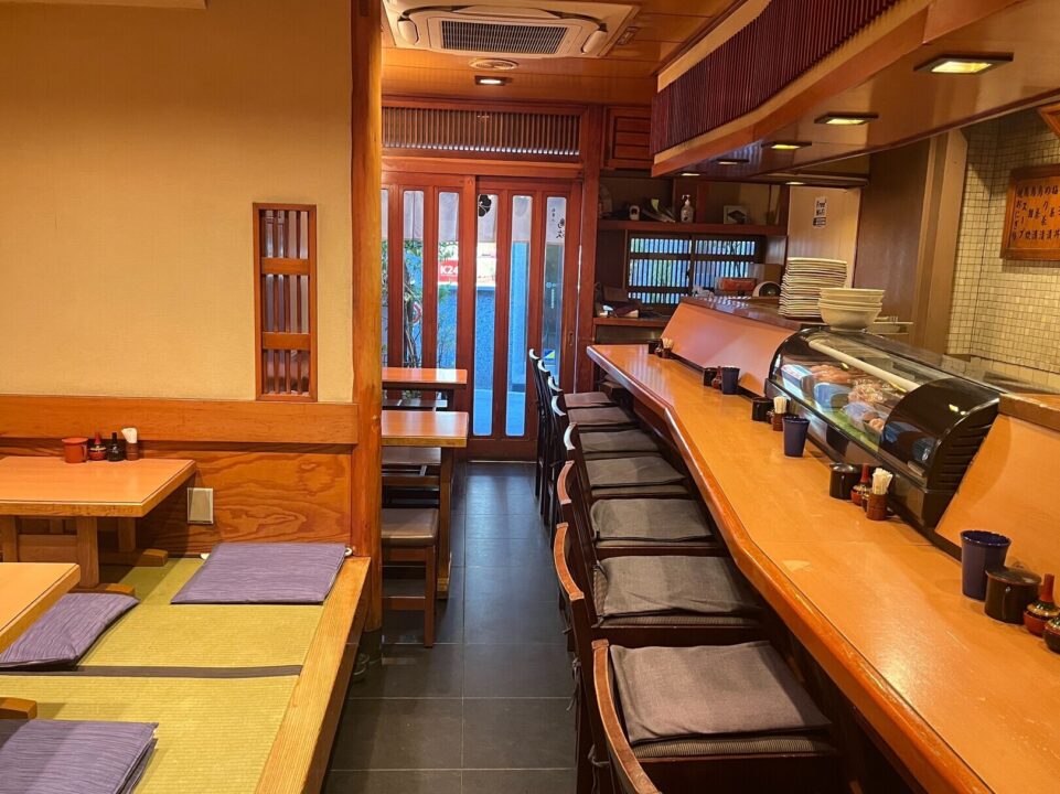 表参道・青山ランチ　鳥政 （とりまさ）　店内の雰囲気