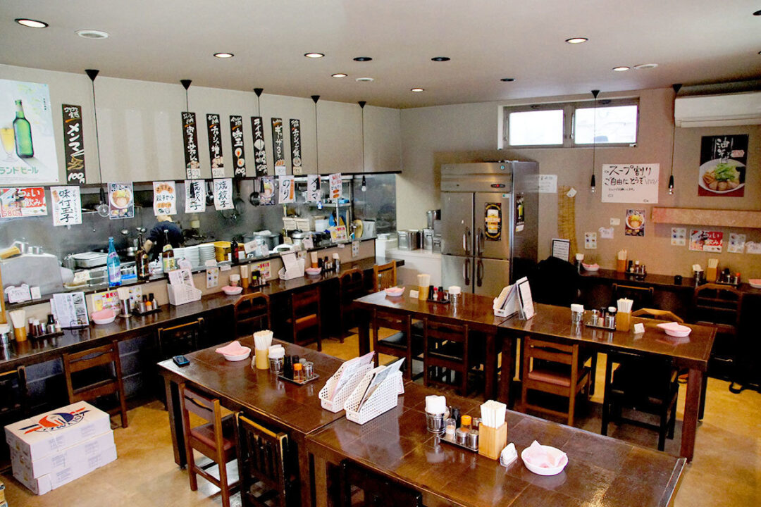 立川ランチ　煮干しらーめん青樹　店内の雰囲気