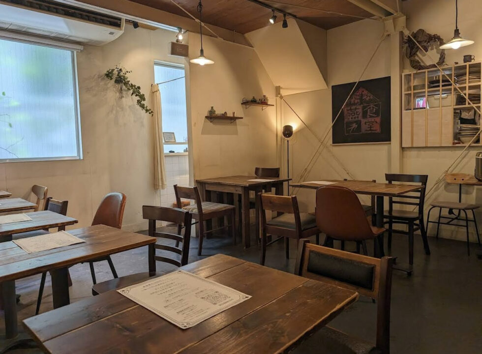 市ヶ谷 ランチ 古民家ビストロ 燕食堂 店内の雰囲気