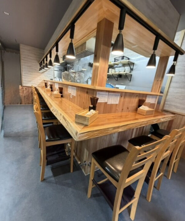 人形町　ランチ　貝麺 ふか川　店内の雰囲気 