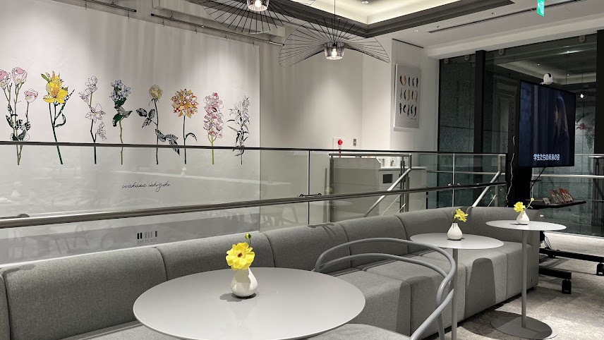 東京駅　カフェ　imperfect MARUNOUCHI ROASTERY（インパーフェクト マルノウチ ロースタリー）　店内の雰囲気