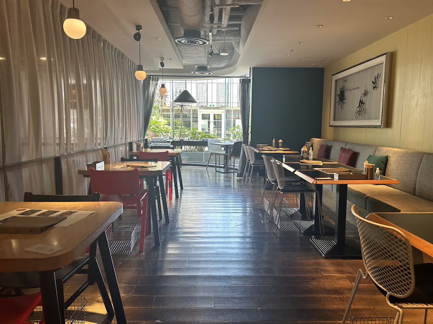 池袋 夜カフェ GOOD MORNING CAFE ルミネ池袋(グッドモーニングカフェ) 店内の雰囲気