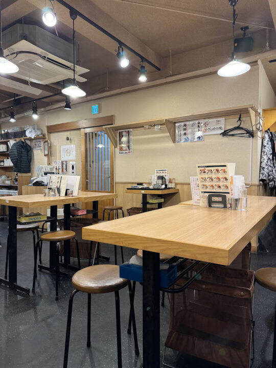 池袋東口 ランチ 丸富食堂 池袋東口店 店内の雰囲気