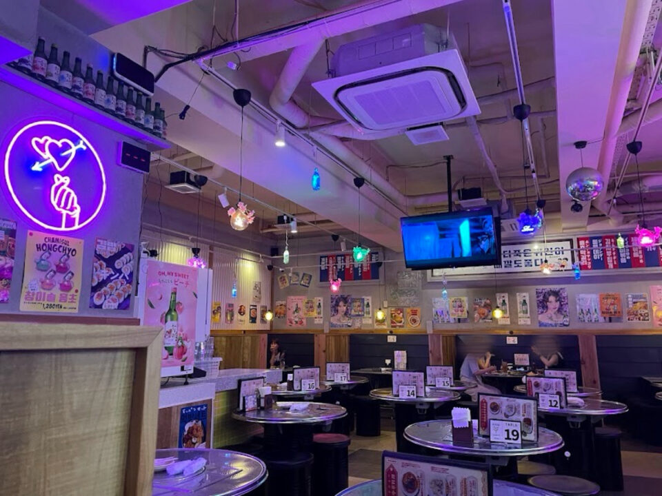 池袋東口 ランチ ホンデポチャ 池袋店 店内の雰囲気