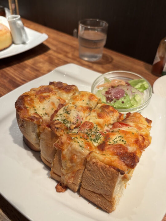 神保町 カフェ 石釜bakebread茶房 TAM TAM(イシガマ ベイクブレッド サボウ タムタム) 人気メニュー