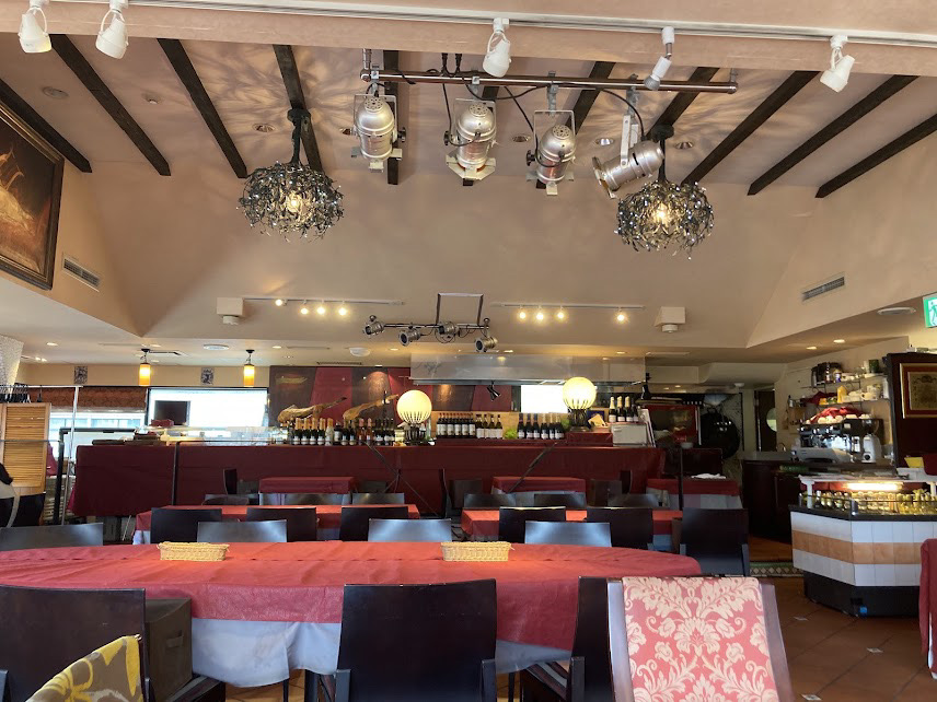 市ヶ谷 ランチ MESON CERVANTES(メソン・セルバンテス) 店内の雰囲気
