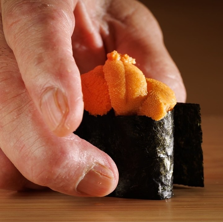 恵比寿　レストラン　鮨 かわむら　外観