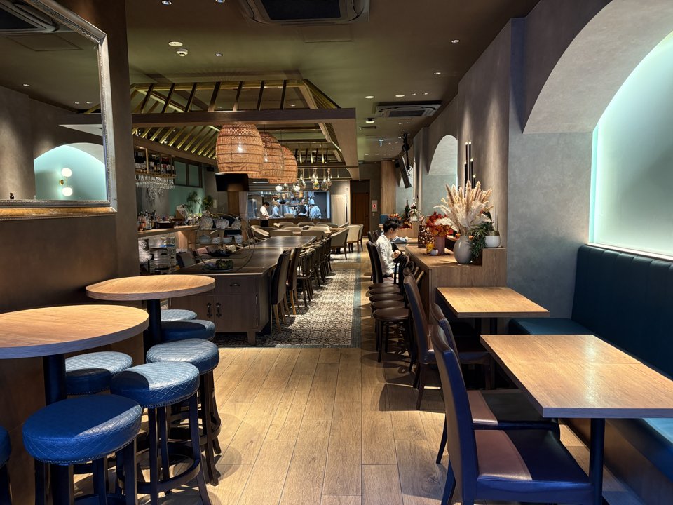 新大久保 カフェ グローバルキュイジーヌ GAZEBO TOKYO(ガゼボ トウキョウ) 店内の雰囲気